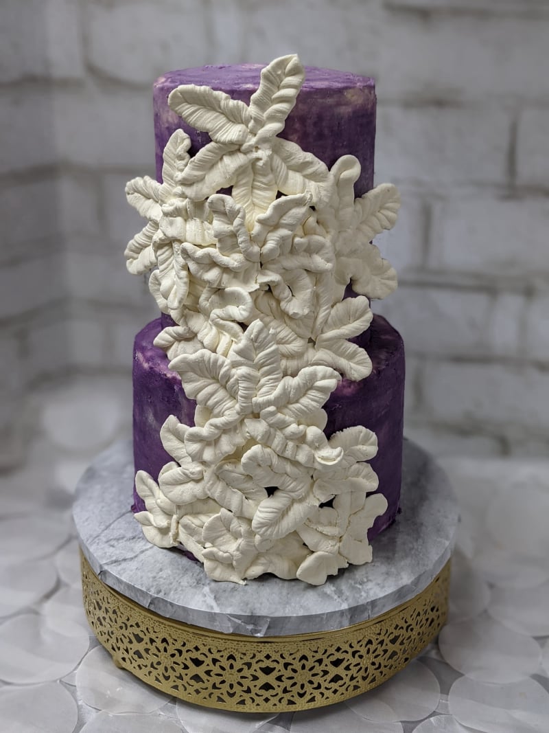 White Chocolate Flowers cake by Erin Purdey